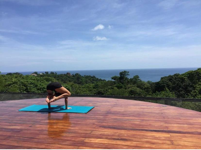 Sport & Beauty 2, Todo Bien Nicaragua, Tola