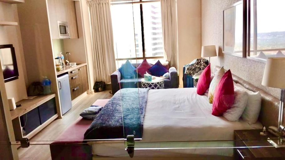 Bedroom 2, Sandton Skye, City of Johannesburg