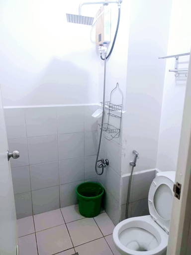 Bathroom, Urban Deca Tower Edsa Mandaluyong, Mandaluyong
