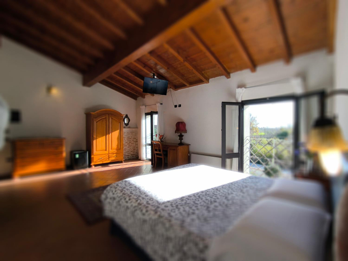 Bedroom 2, Volivia Relais Hotel, Mantua