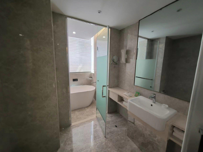 Bathroom 3, Lou lan Hotel, Bayin'gholin Mongol
