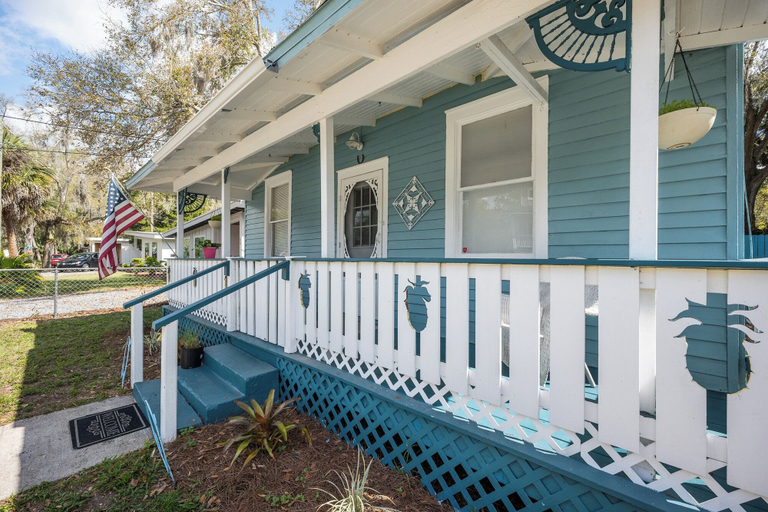 Exterior & Views 2, Cozy Casita by Distinctive Beach Rentals, Saint Johns