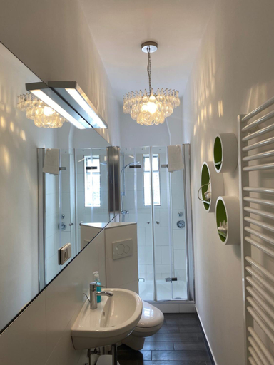 Bathroom 3, URBAN STAY Hamburg - Apartments Mitten im Herzen von Ottensen, Hamburg