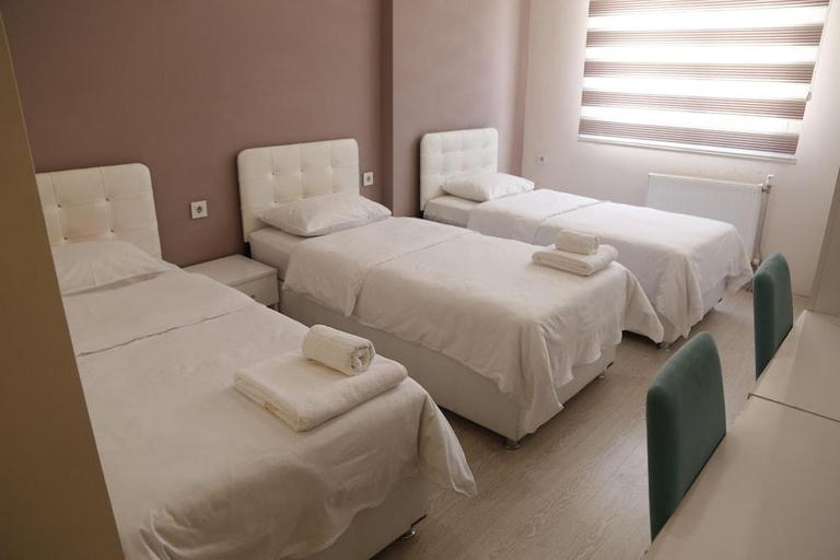 Bedroom 4, Nemesis Co Apart, Biga