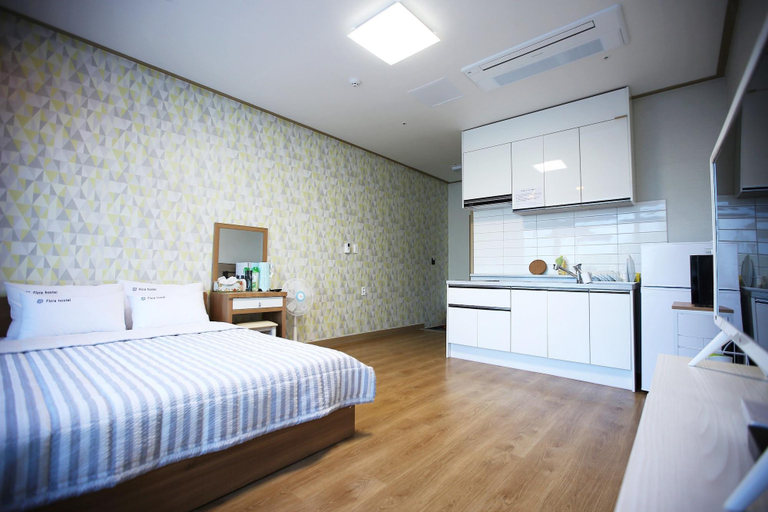 Bedroom 2, Flora hostelpension, Yeosu