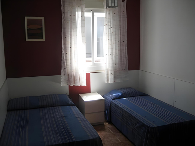 Bedroom 2, Pension Enebral, Madrid