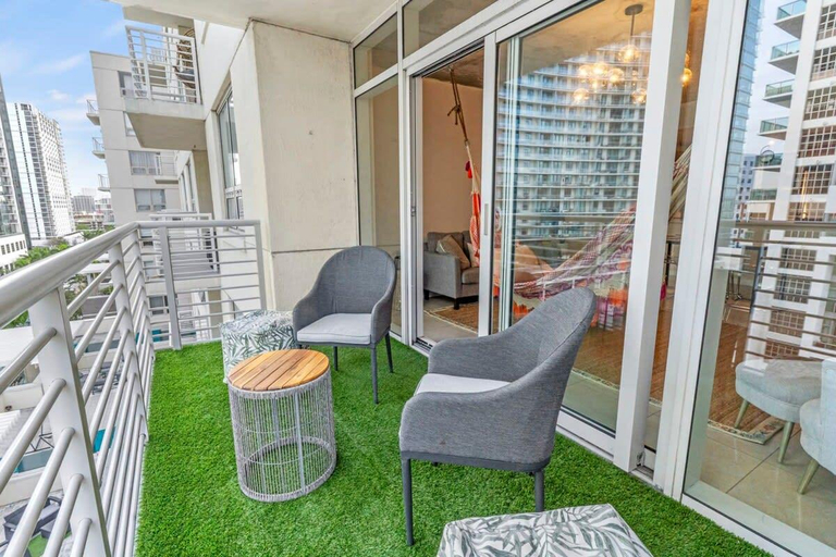 Others 5, Urban Retreat, Pool and steps to Midtown Shops, Miami-Dade