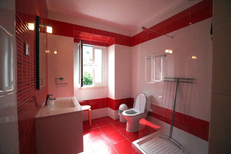 Bathroom, Charming House - Santarém, Santarém