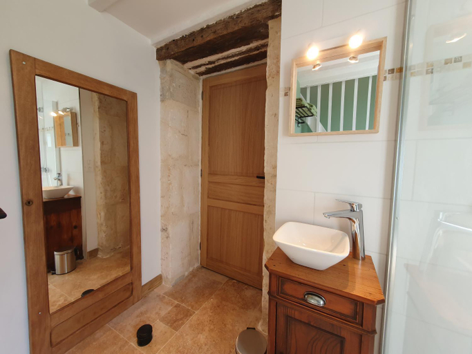Bathroom 3, La Quintarde, Lot