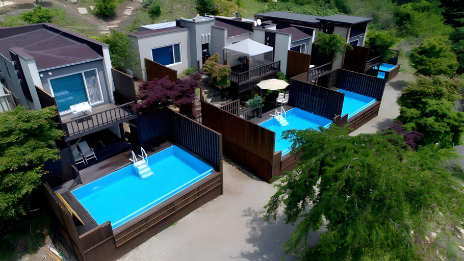 Exterior & Views 1, PENATESS POOL VILLA, Chungju
