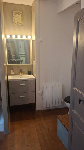 Others 4, COSY B&B, Cantal