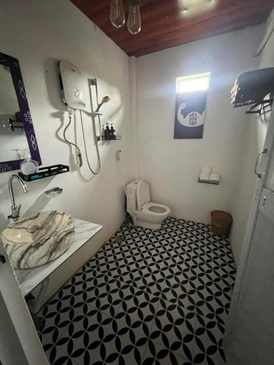 Bathroom 3, Nguyễn Shack - Phong Nha Resort, Bố Trạch