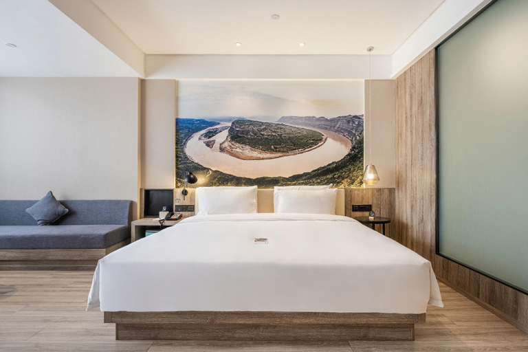 Bedroom 2, Atour Hotel Yulin Yuyang West Road Railway Station, Yulin