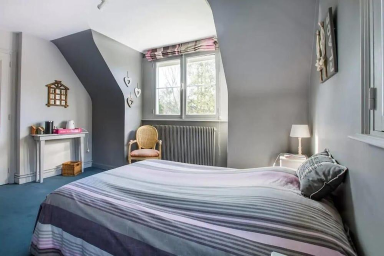 Bedroom 3, Les Glycines, Nord