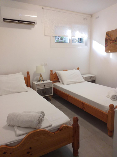 4, Garneli Apartments, Ionian Islands