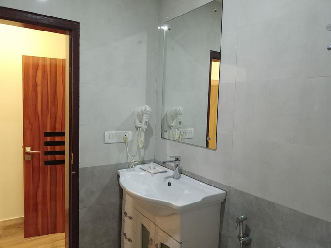 Bathroom 4, Dichang Resort, Kamrup Metropolitan