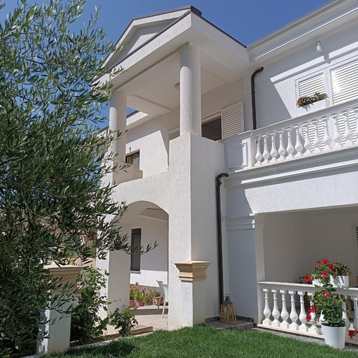 Others 2, Villa Kurti, Durrësit