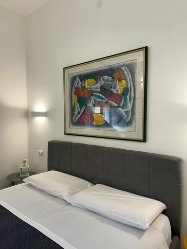 Others 5, Dante 134 Rooms, Cagliari