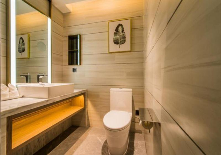 Bathroom 3, Echarm Plus Hotel Nanning Jiangnan District Wanda Plaza, Nanning
