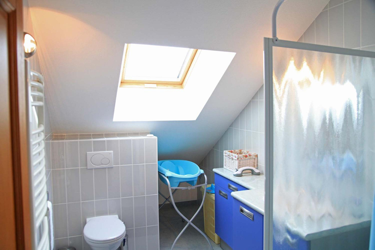 Bathroom 4, 05DAME Dalaromeri, Hautes-Alpes