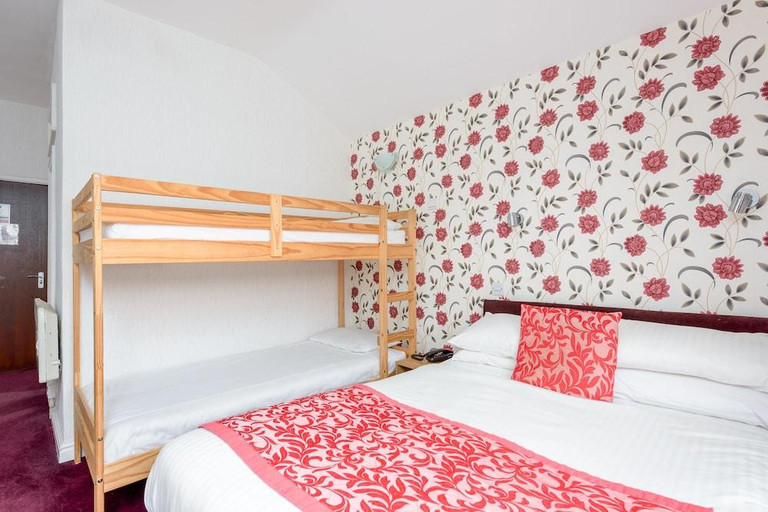 Bedroom, Somerset Hotel, Conwy