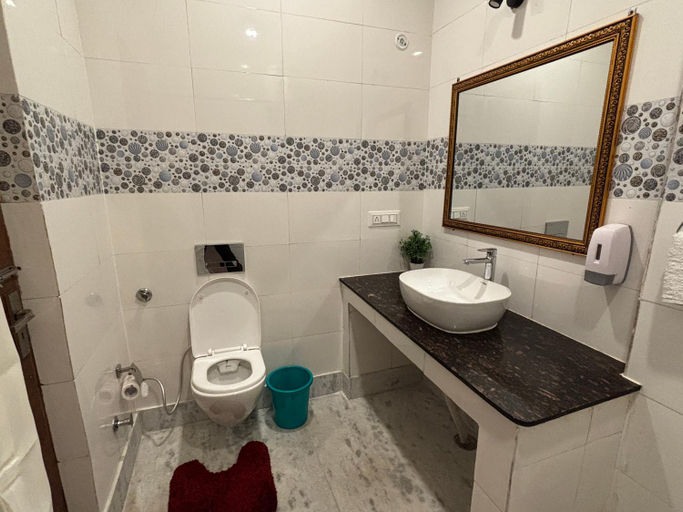 Bathroom 3, Kanatal - Pinnacle House by StayApart, Tehri Garhwal