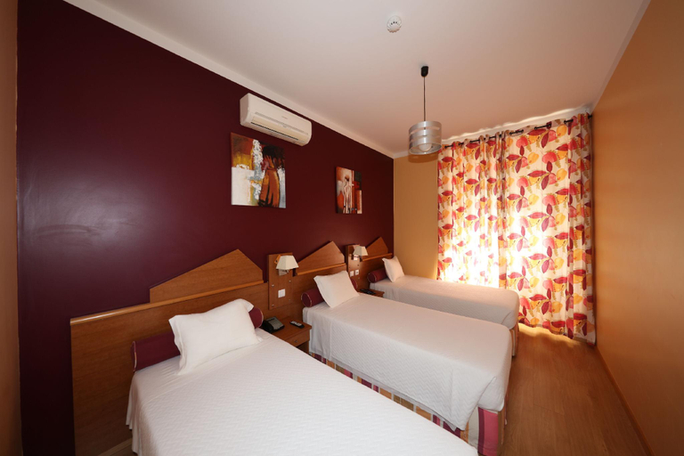 Bedroom 2, Pensao Praca Da Figueira, Lisbon