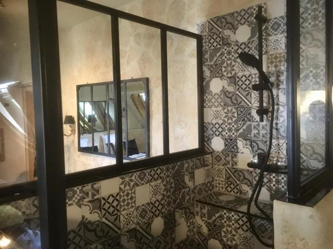 Bathroom 3, Hotel Boutique Saint-Louis, Calvados