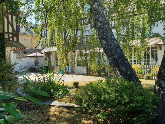 Others 5, Isigny-sur-Mer Apartments, Calvados