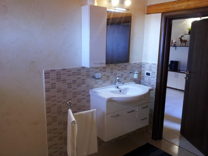 Bathroom 3, B&B Suite, Catania