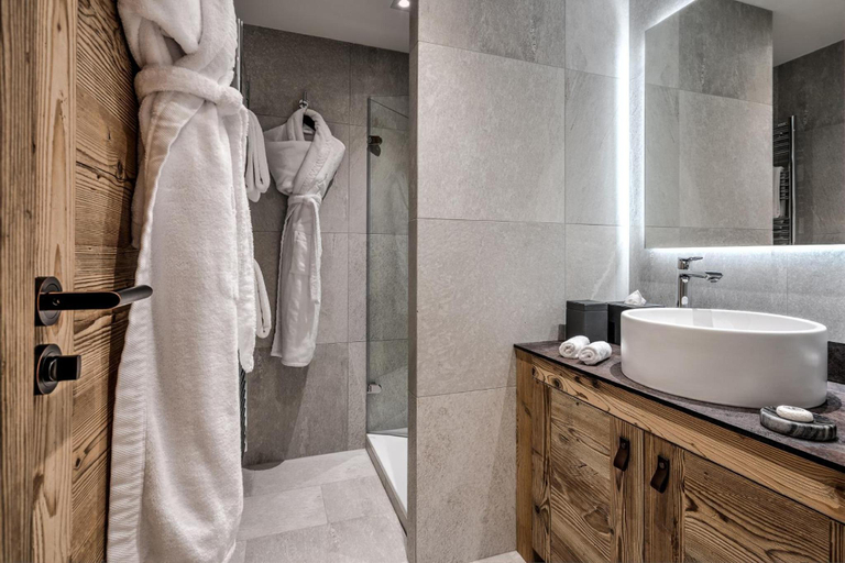 Bathroom 5, Hotel La Sivoliere Courchevel 1850, Savoie