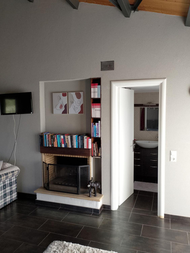 Others 5, Elena Bungalows, Peloponnese