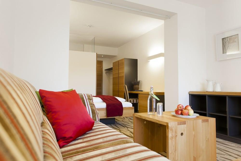 Bedroom 2, Familien Landhotel Stern, Imst