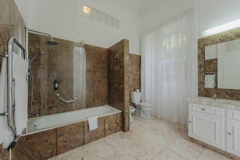 Bathroom 5, Quinta da Bela Vista, Funchal