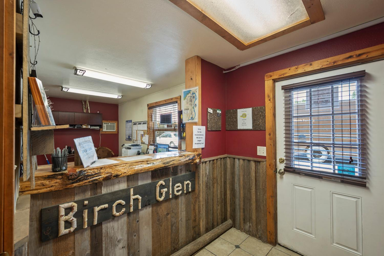 Public Area 3, Birch Glen Hotel, Valley