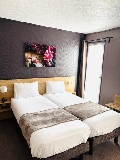 Bedroom 4, Hotel Wood Inn Bordeaux Aeroport, Gironde