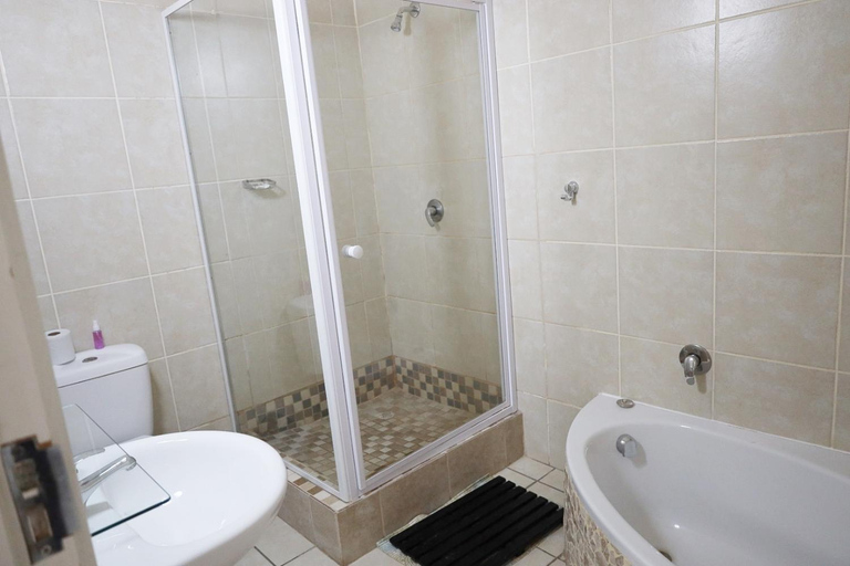 Bathroom 3, Profcon Resort (Pty) Ltd, Cacadu