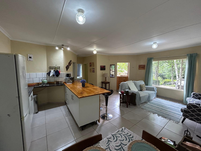 Others 4, Hogsview, Amathole