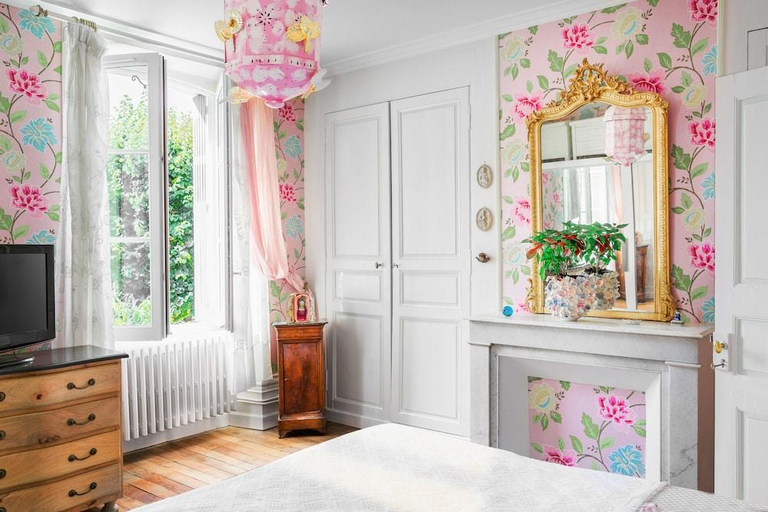 Bedroom 5, La Maison Charmante, Vienne