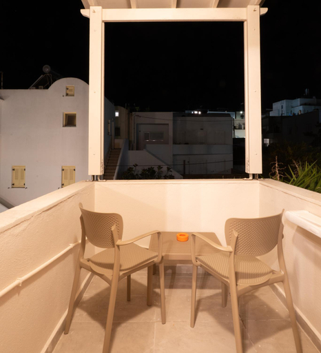 Others 5, Villa Toula, South Aegean