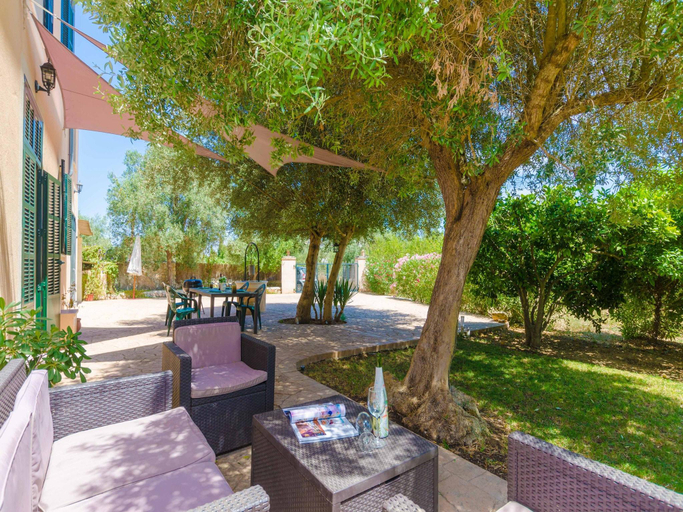 Food & Drinks 4, Hort De Can Bou - Villa With Private Pool, Baleares