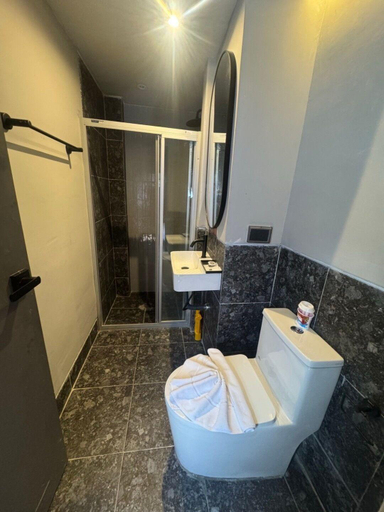 Bathroom 5, Leon's Loft House, Phuket Island