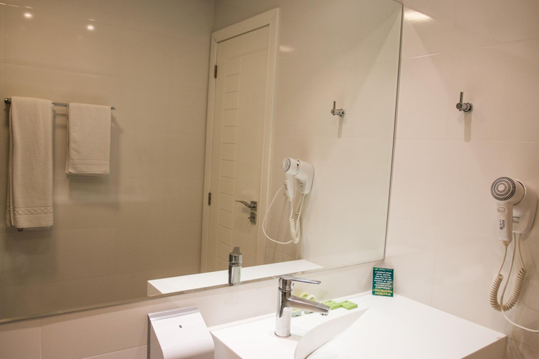 Bathroom 5, Reserva Praia Hotel, Balneário Arroio do Silva