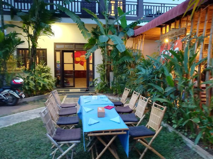 Food & Drinks 4, Angkor Breeze Central, Siem Reap