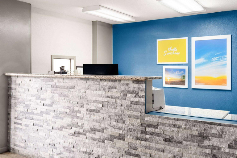 Public Area 3, Days Inn by Wyndham Ardmore, Carter
