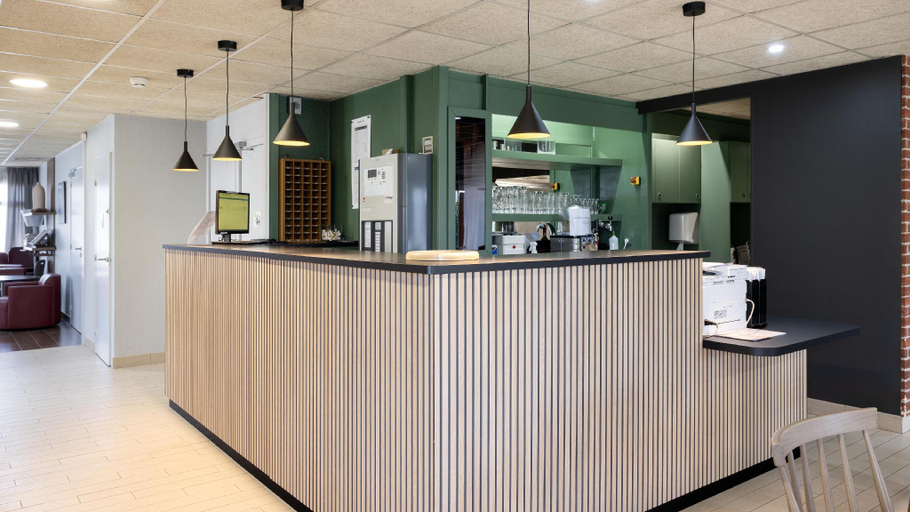 Public Area 3, Campanile Mont De Marsan, Landes