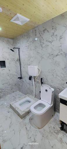 Bathroom 3, Hikal Guest House & Restaurant, Northern Areas