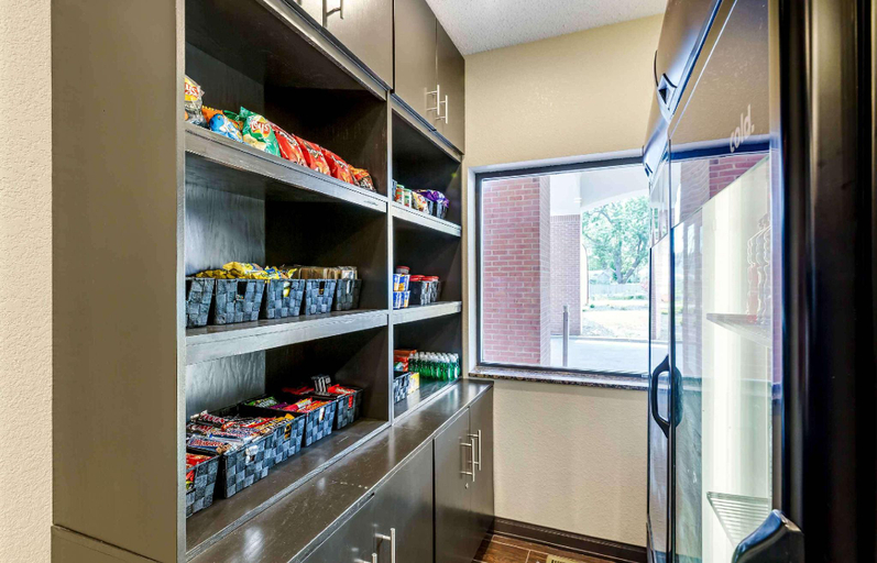 Food & Drinks 5, Extended Stay America Suites - Buffalo - Airport, Erie