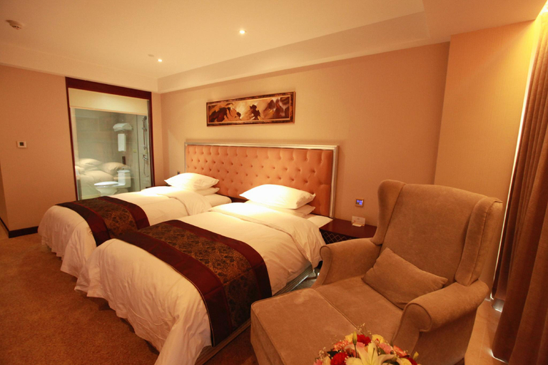 Bedroom 2, Dynasty International Hotel, Tai'an