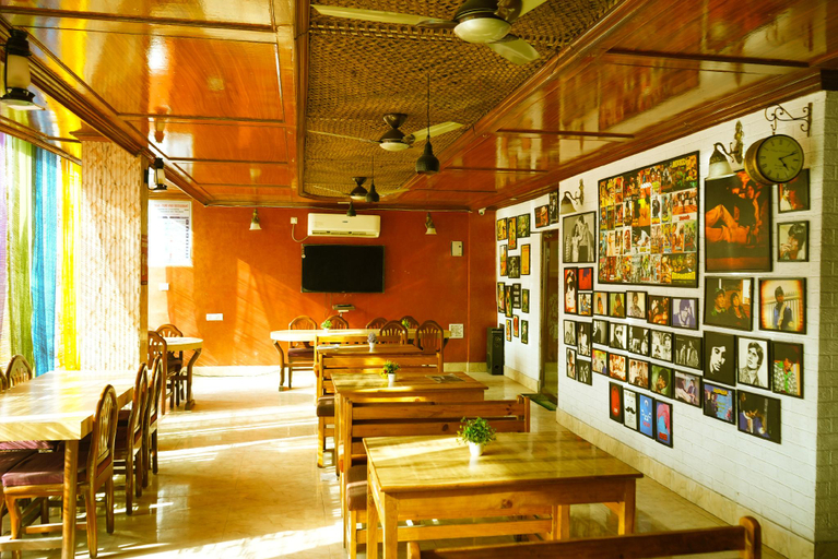 3, Hotel Devyog, Sagar